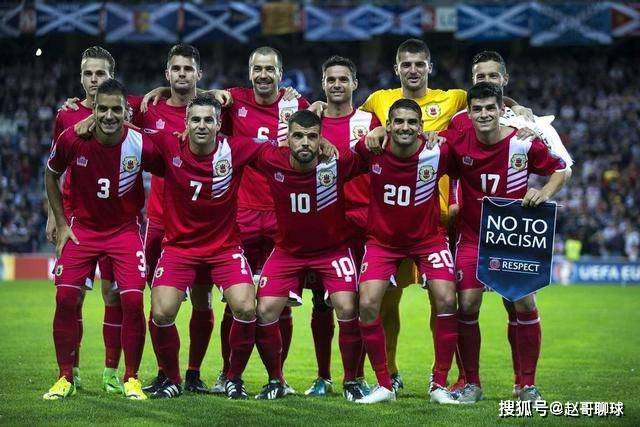 范迪克：取代克洛普非常艰巨但斯洛特干得很好